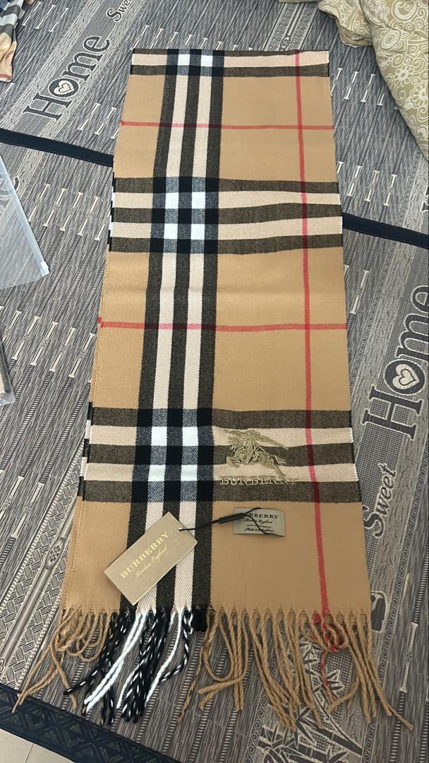 Burberry Giant Check Cashmere Scarf with Equestrian Knight Logo thumbnail 2