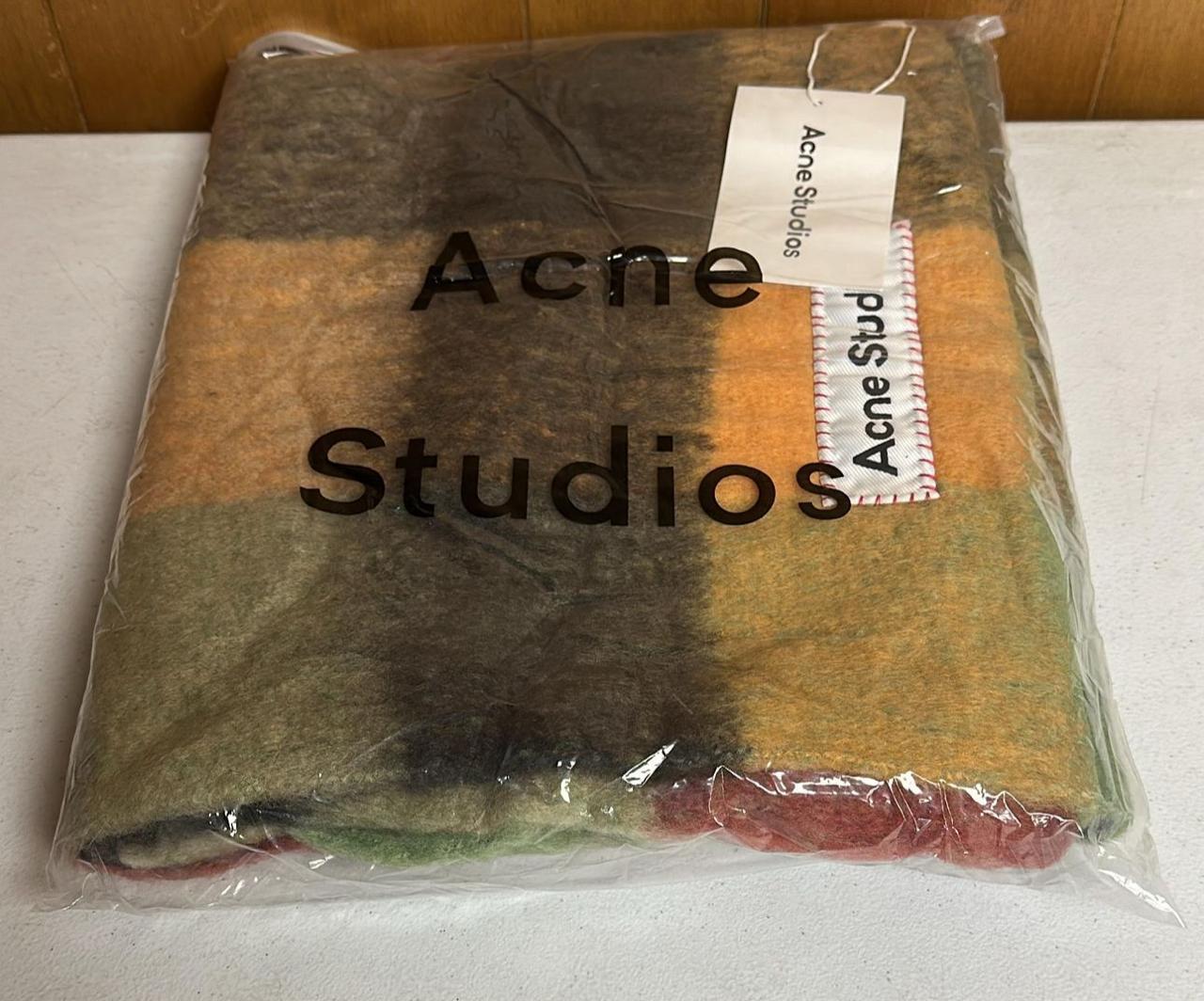 Acne Studios Multicolor Checked Wool Scarf thumbnail 5